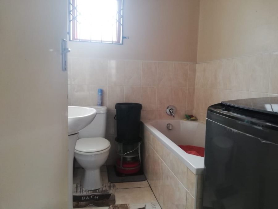 To Let 3 Bedroom Property for Rent in Haven Hills Eastern Cape